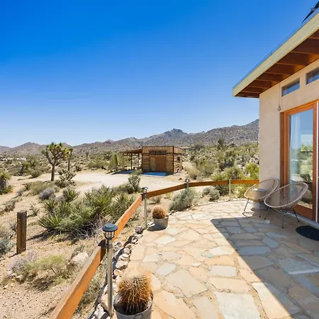 Jensen House - Incredible Desert Views Home